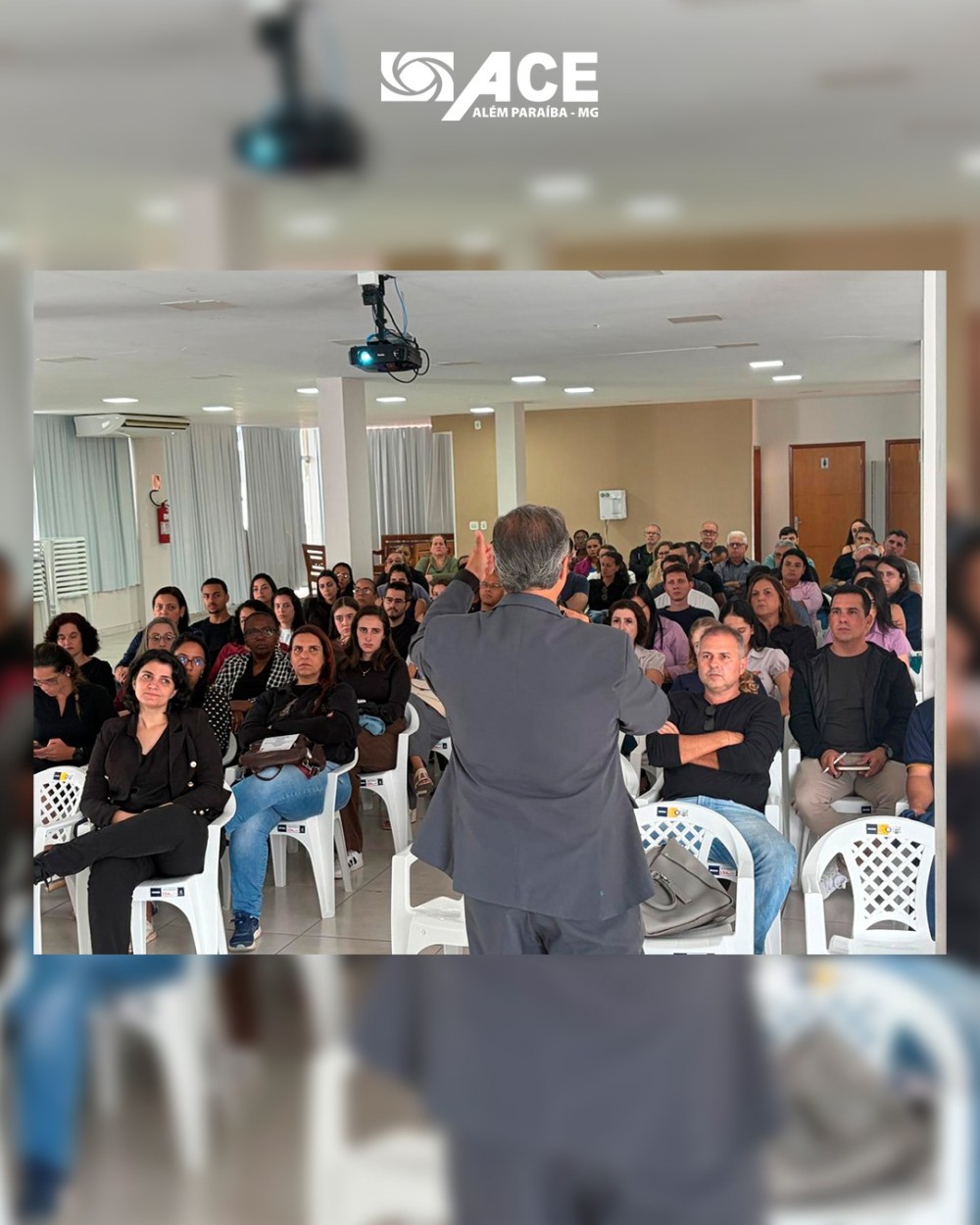 Foram momentos de muito aprendizado e troca de conhecimento com o especialista Alexandre Neves, trazendo clareza sobre as novas regras fiscais e como preparar nossas empresas para o futuro. Agradecemos a presença de cada associado e empreendedor que esteve conosco nessa tarde de capacitação!
